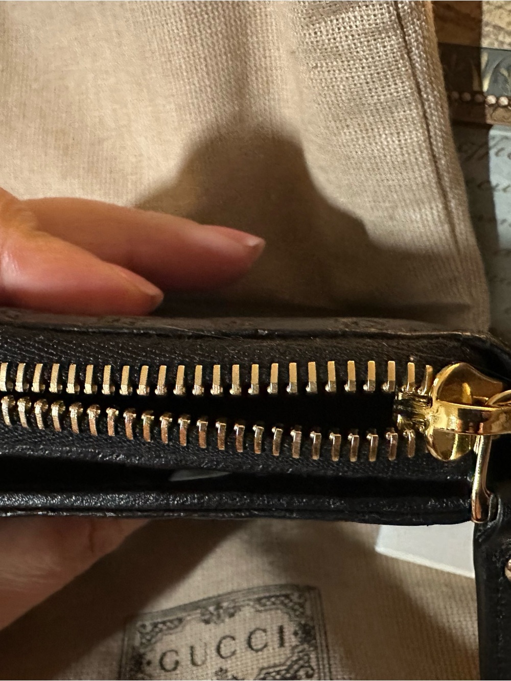 Gucci Black Embossed Leather Zip Around Wallet - Picture 5 of 16
